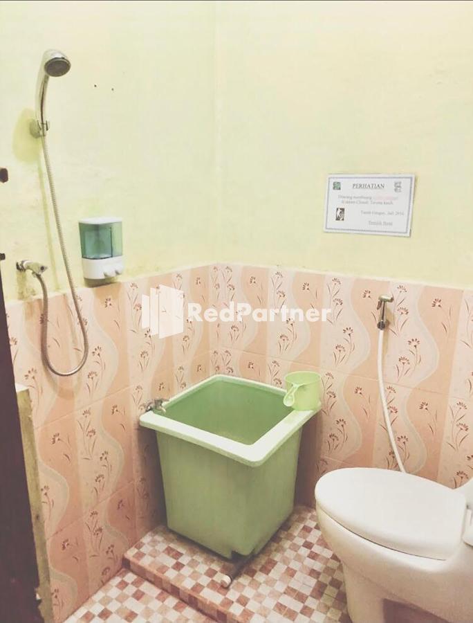 Hotel Indah Grogot Syariah Mitra Reddoorz Tanah Grogot ภายนอก รูปภาพ